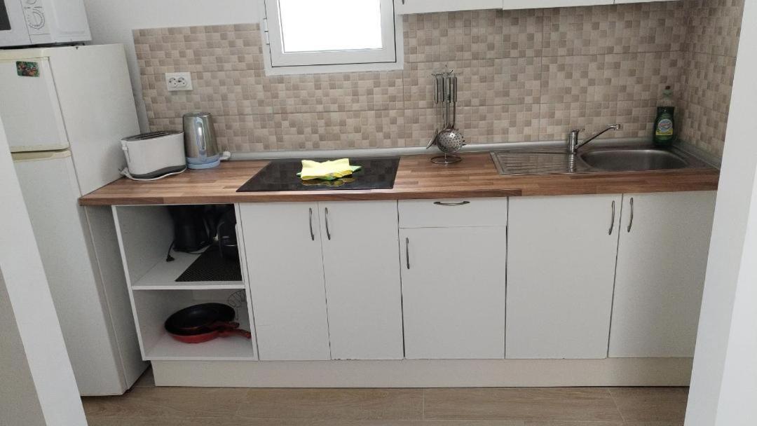 Apartamento Sol A Free Parking Air Conditioning Vecindario  Exterior photo